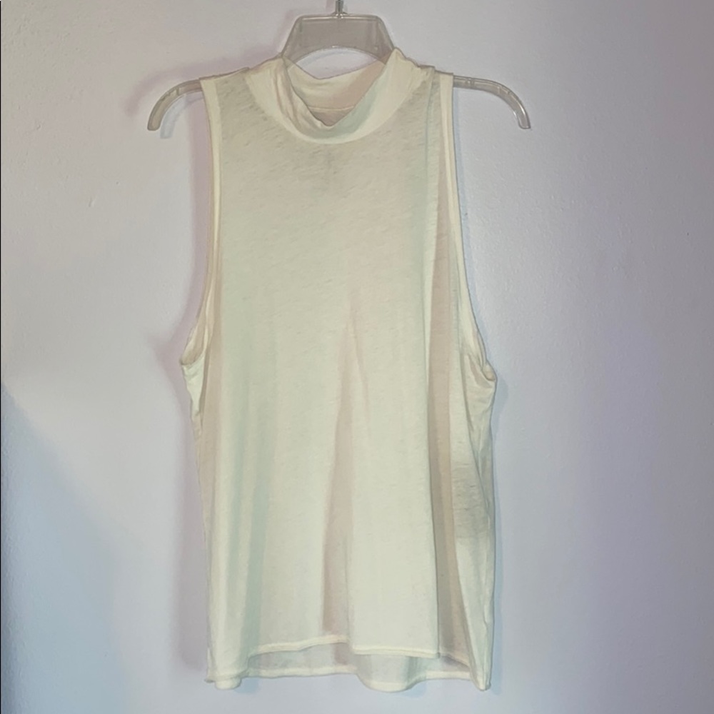 Knot Sisters heathered off white tank
